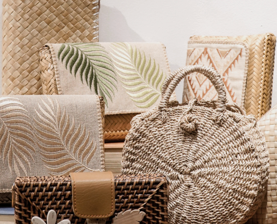 Bags & Purses